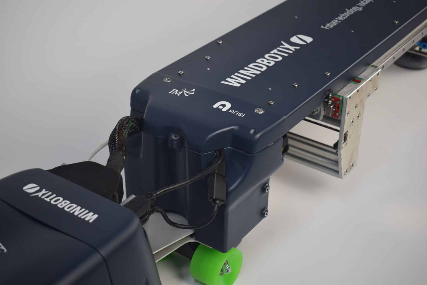 DSC 1125 1 Inspection and repair of wind turbine blades